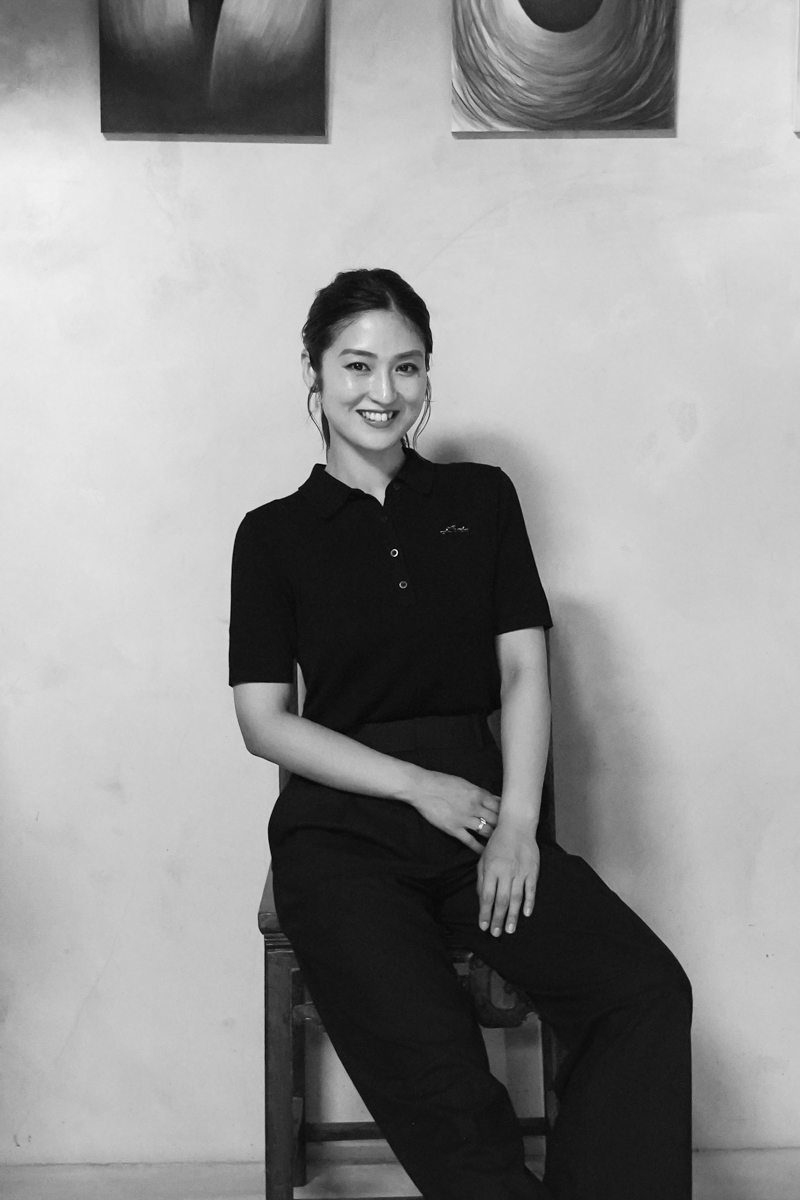 Assistant Director 8660 8660